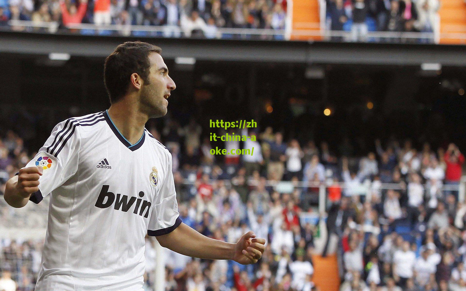 利物浦坚守立场，迪亚斯续约成焦点，未达成协议或引发夏季转会风波