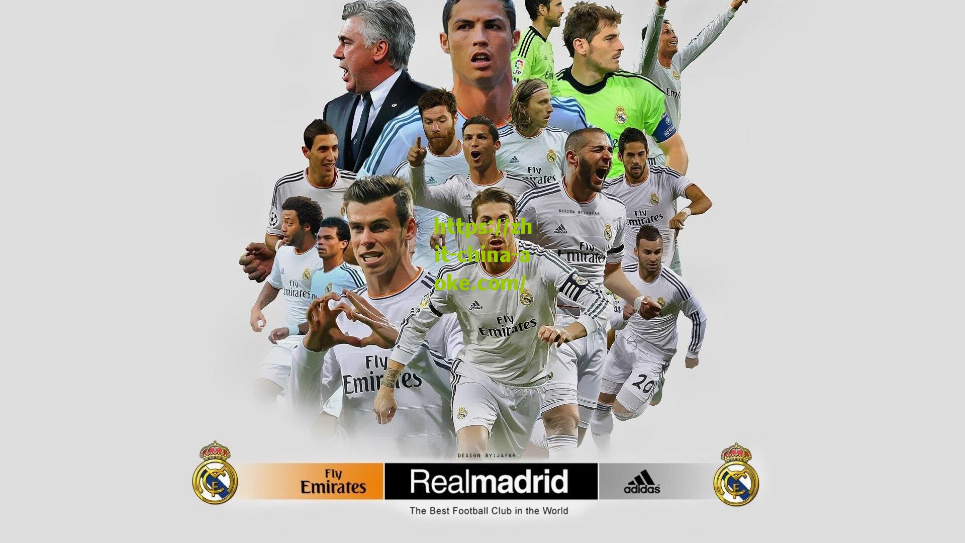 笑容灿烂！萨拉赫社媒晒海边度假照，肌肉线条引爆球迷热议，新赛季已蓄势待发？